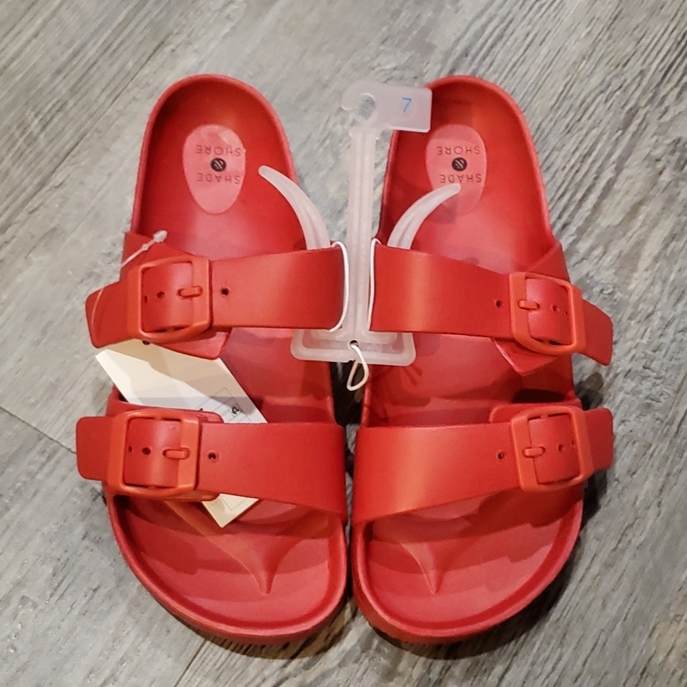 Shade & Shore Red Sandals